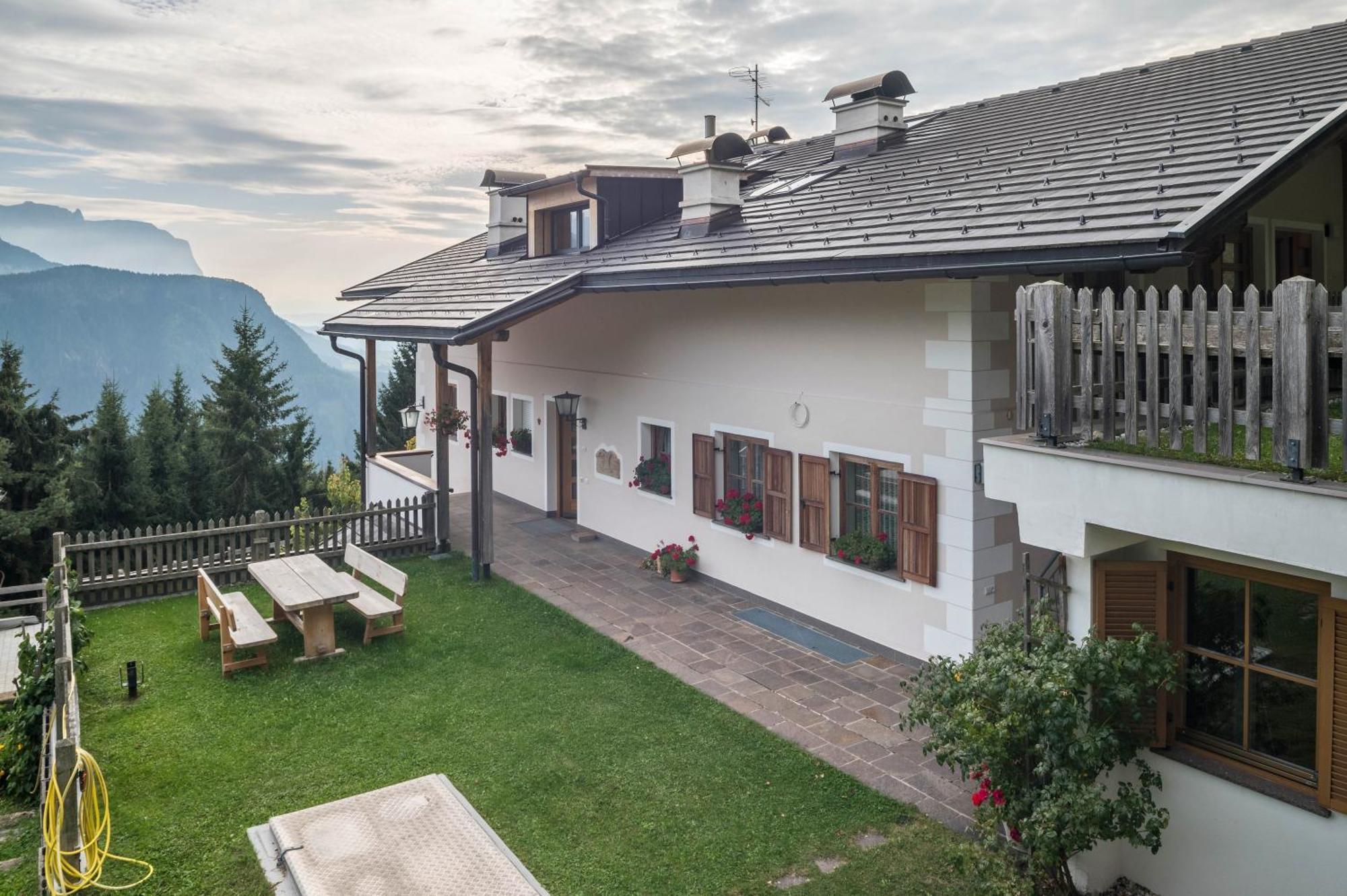 Funtnatsch Apartment Langkofel ไลออน ภายนอก รูปภาพ